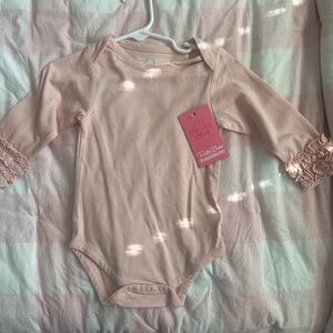 Ruffle Butts Dusty Rose Long-Sleeve Ruffle Cuff Bodysuit